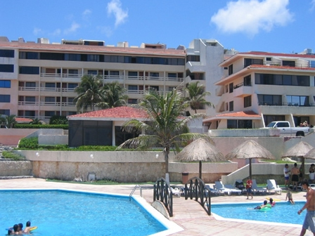 Suites Brisas Cancún