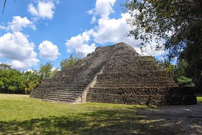 Zona Arqueológica de Chacchoben