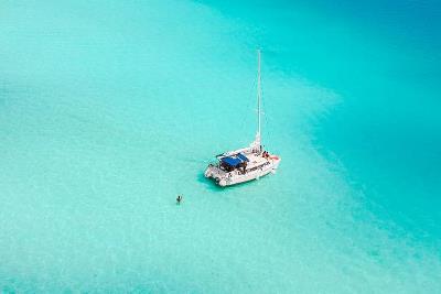 Tour en Velero o Catamarán en Bacalar.