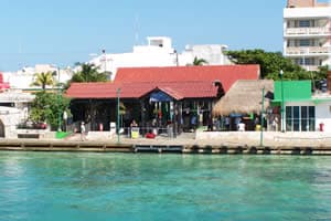 Ferry a Isla Mujeres, Ultramar, Gran Puerto