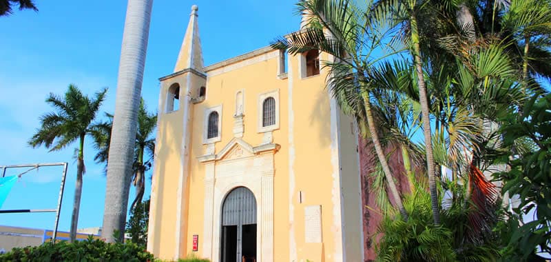 Resultado de imagen para parque y templo de santa ana
