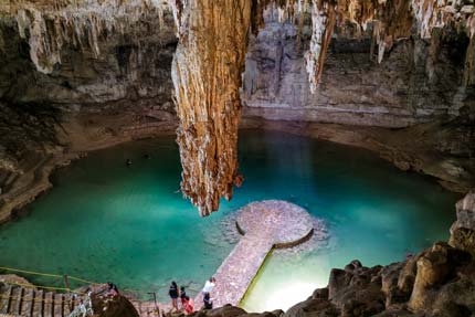 Cenote Suytun en Valladolid Yucatán